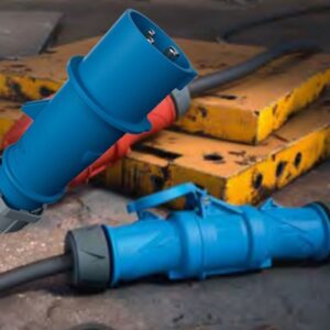 ENCHUFES Y TOMACORRIENTE INDUSTRIALES